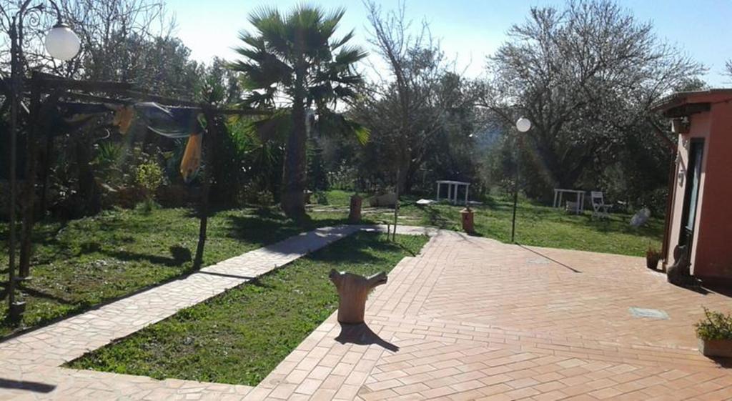 Agriturismo Vita E Natura Villa Noto Exterior photo
